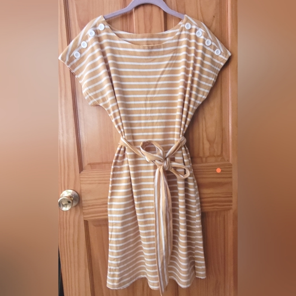 MOTHERHOOD MATERNITY dress